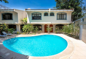 Beach-Walkable Poolside Garden Villa